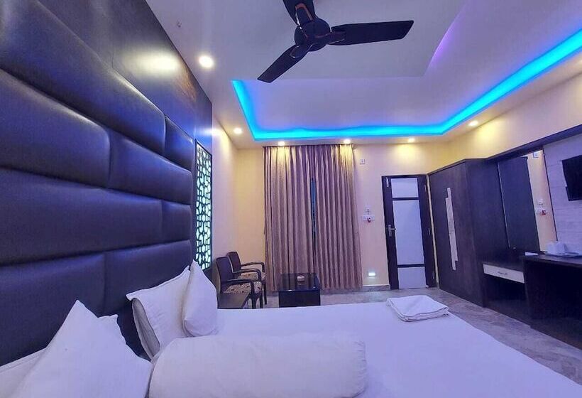호텔 Holiday Beach Resort Mandarmani