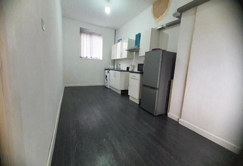 צימר Blackwood Residence