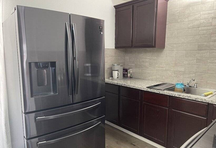تختخواب و صبحانه Milpitas Homestay Room