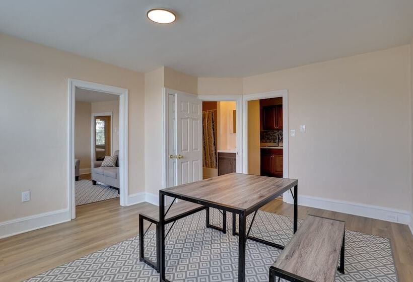 Hatboro Retreat: Steps From Shopping & Dining!