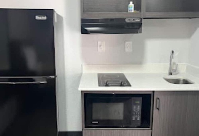 فندق Efficiency Lodge Carrollton
