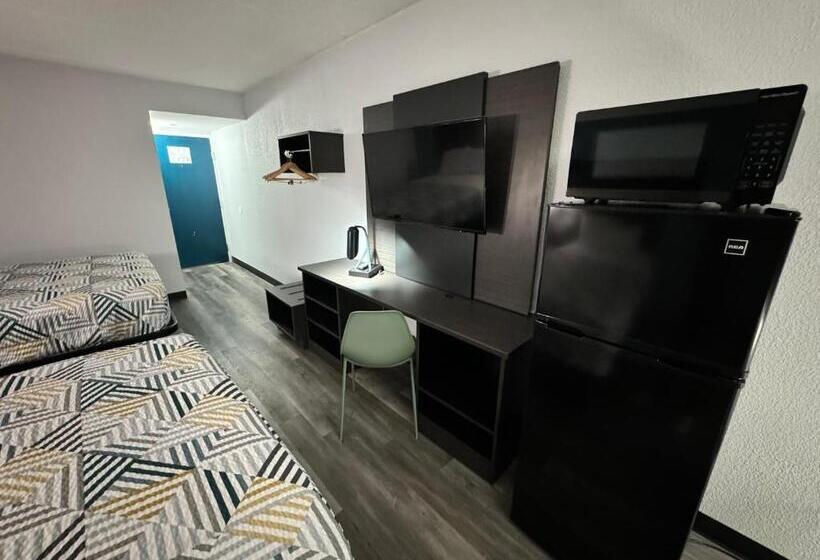 هتل Studio 6 Suites East Syracuse Airport