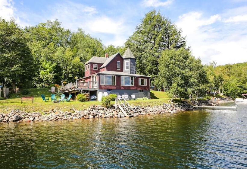 Maine Lake House W/ Private Dock & Kayaks!