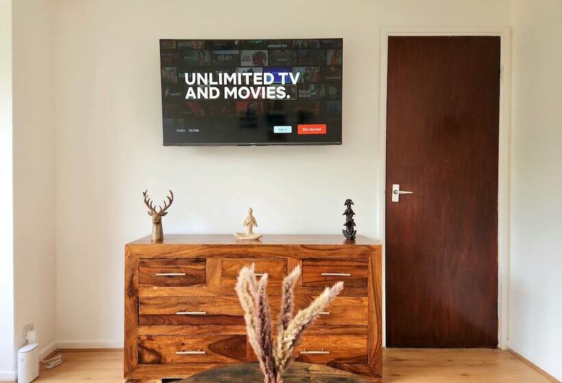 פנסיון Tranquil Home Away From Home