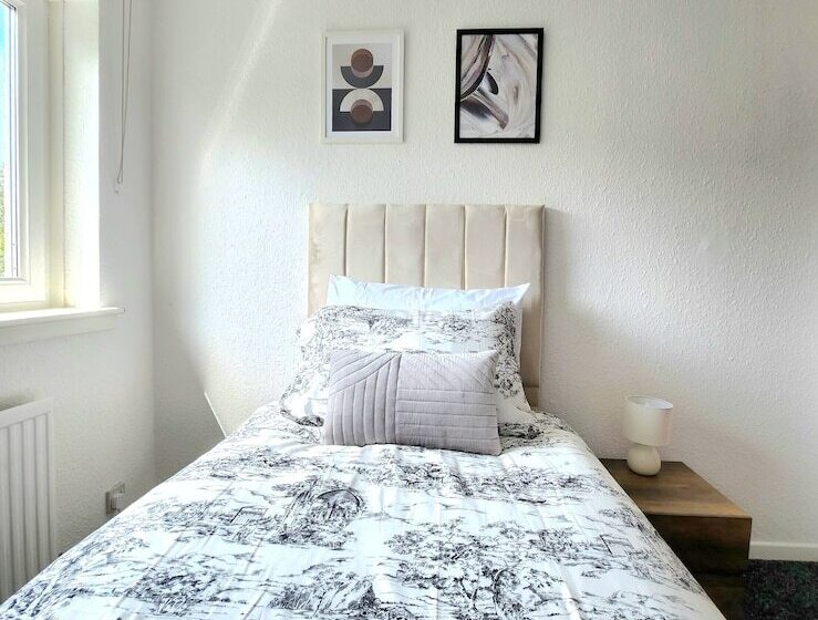 פנסיון Tranquil Home Away From Home