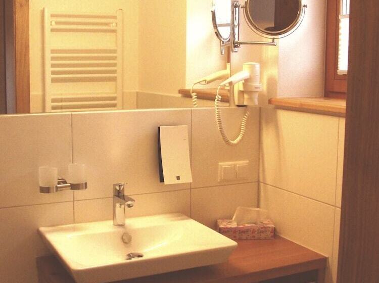 ベッドアンドブレックファースト Mammhofer Suite & Breakfast