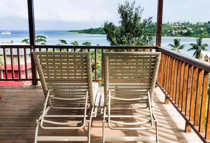 تختخواب و صبحانه Room With A View & Apartment Style