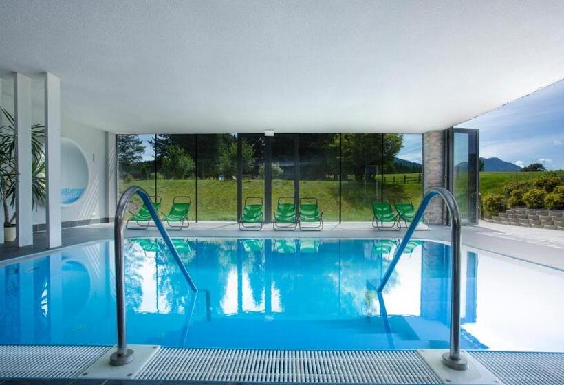 ホテル Berghof Mitterberg