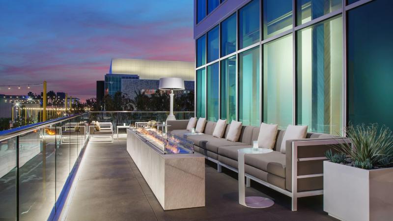 هتل Courtyard By Marriott Santa Monica
