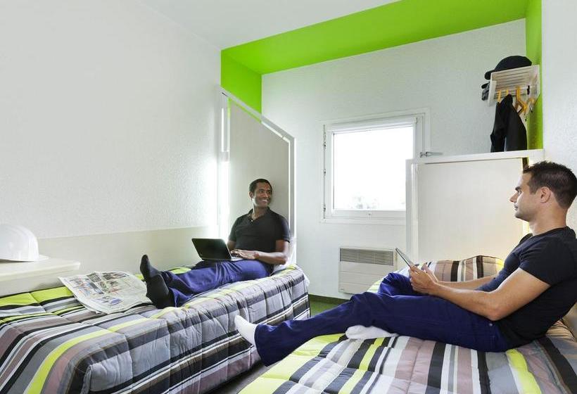 בית מלון כפרי F1 Limoges