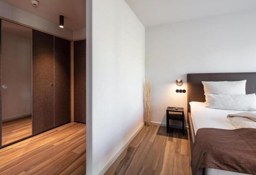 هتل Golden Ball, Exclusive Serviced Apartments Munich
