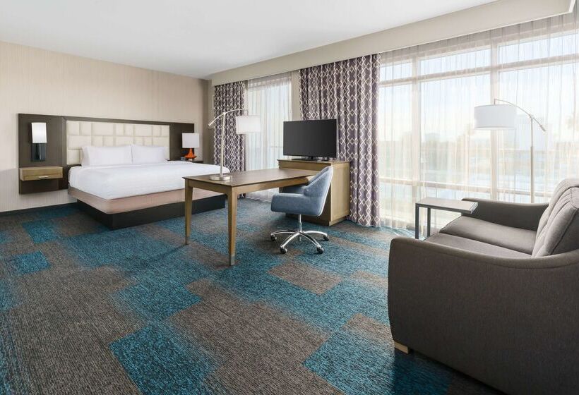 هتل Hampton Inn & Suites Lax El Segundo