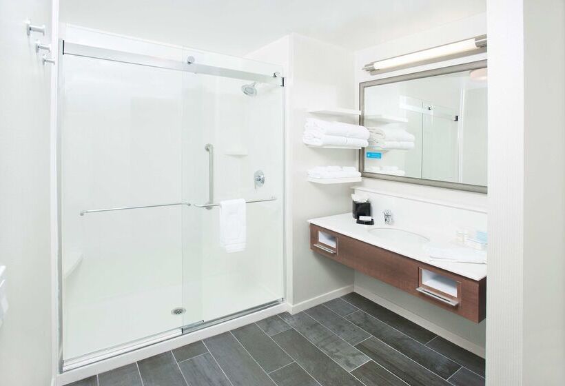 هتل Hampton Inn & Suites Lax El Segundo