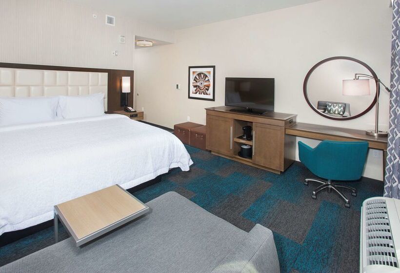 هتل Hampton Inn & Suites Lax El Segundo