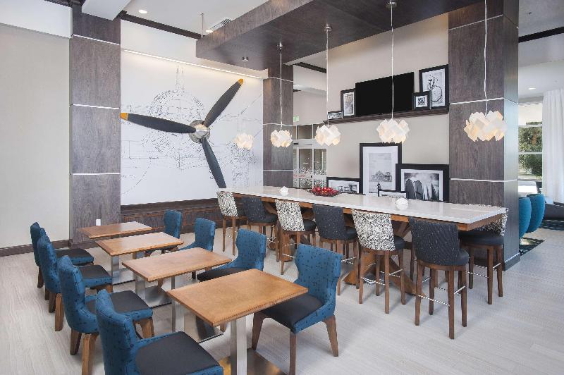 هتل Hampton Inn & Suites Lax El Segundo