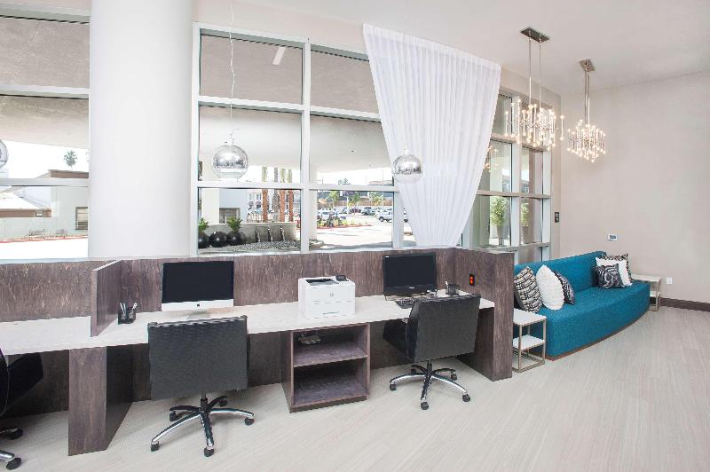هتل Hampton Inn & Suites Lax El Segundo