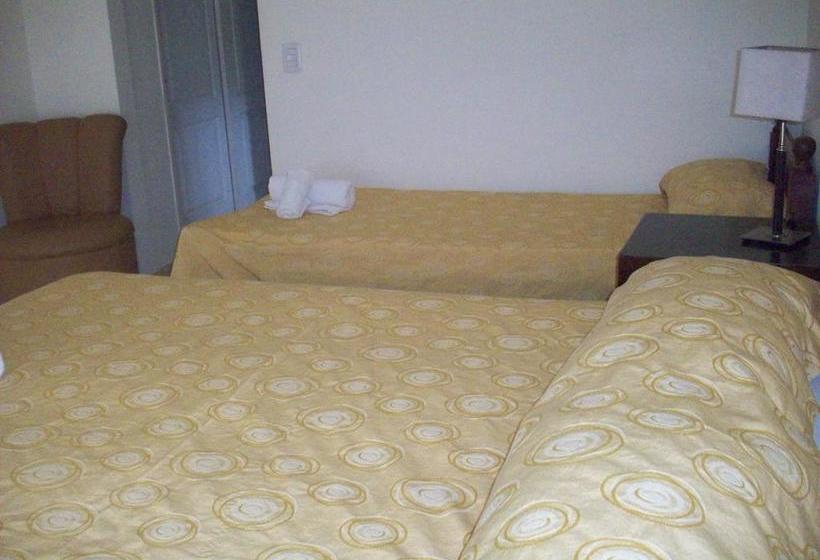 هتل Hosteria & Spa Las Glicinas