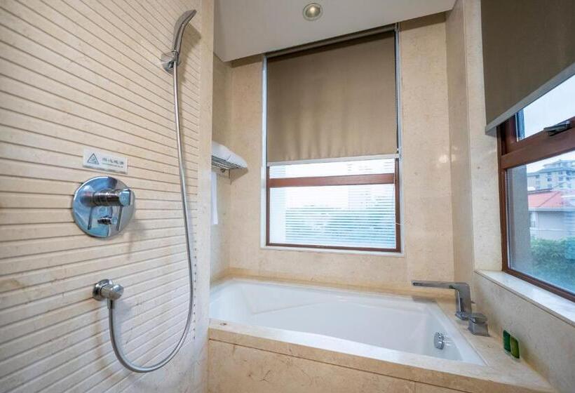 هتل Hnti·narada Sanya Bay Resort