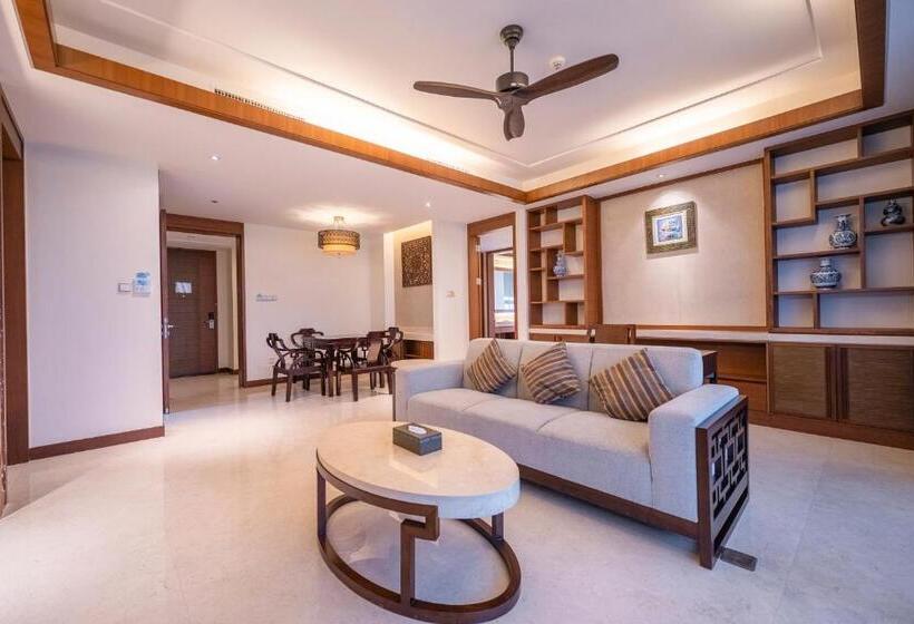 هتل Hnti·narada Sanya Bay Resort