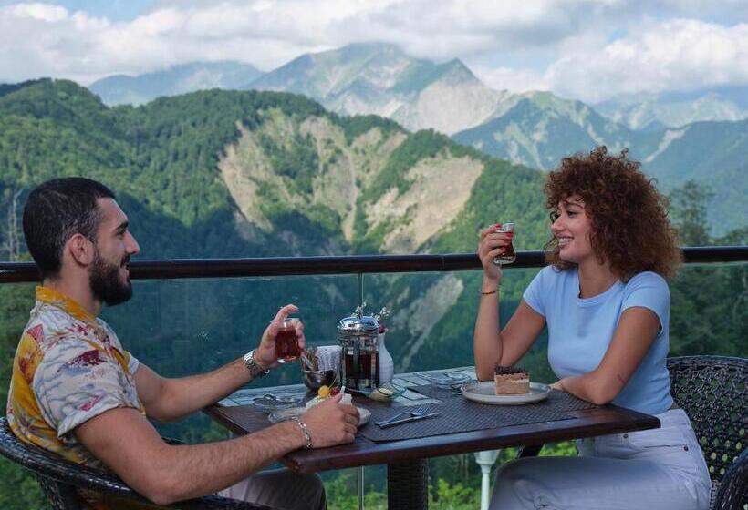 هتل Qafqaz Tufandag Mountain Resort
