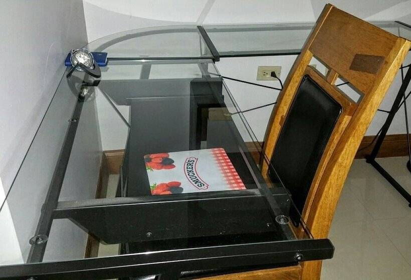 Modern London Decor Guest Apartments