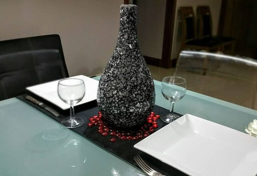 Modern London Decor Guest Apartments