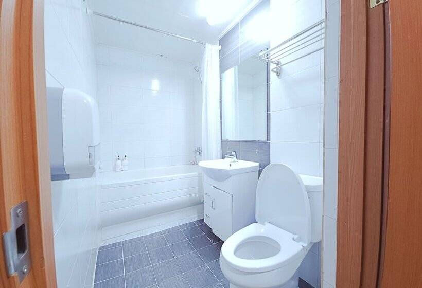 پانسیون Myeongdong Rooftop Hostel