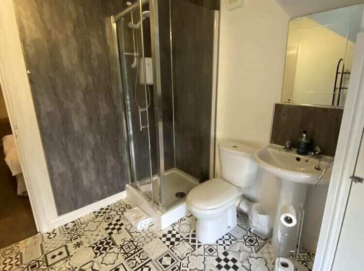 膳宿费 Number 19 Guest House   4 Miles From Barrow In Furness   1 Mile From Safari Zoo