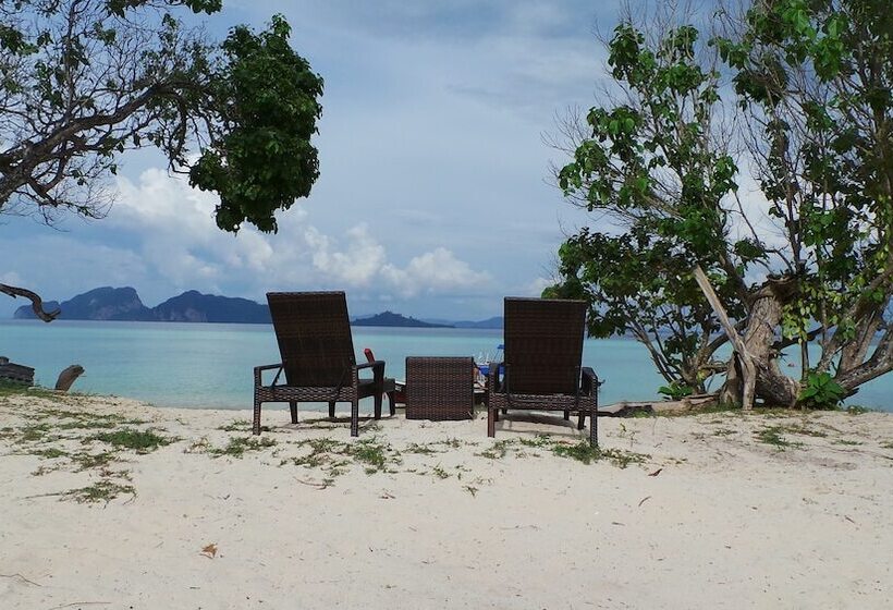 The Reef Resort