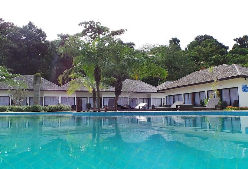 The Reef Resort