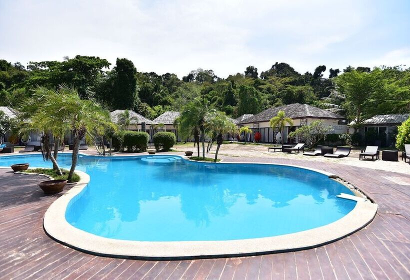 The Reef Resort
