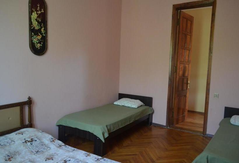 استراحتگاه Near The Sea