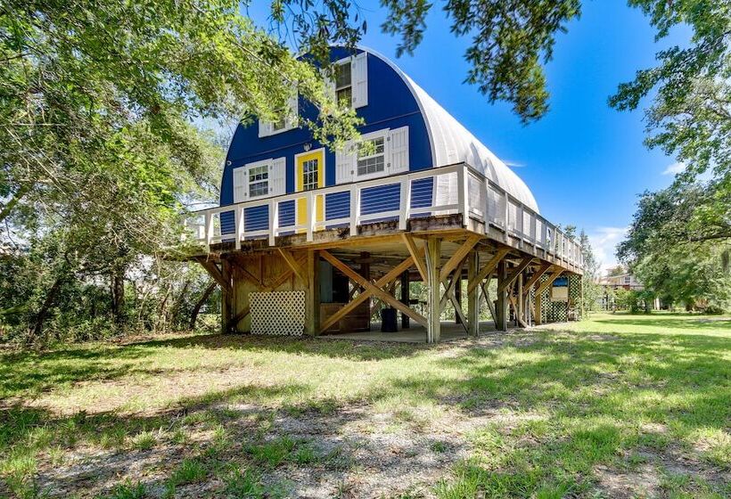 Charming Bay St Louis Home: Deck, On Canal!