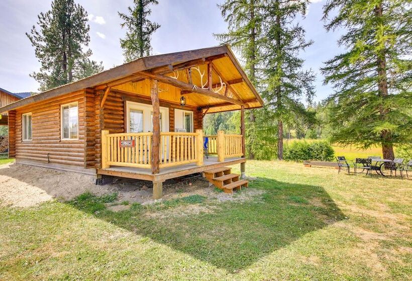 Cozy Farm Cabin   9 Mi To Trout Creek!