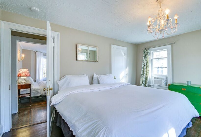 Historic Poughkeepsie Home Near Arlington & Vassar