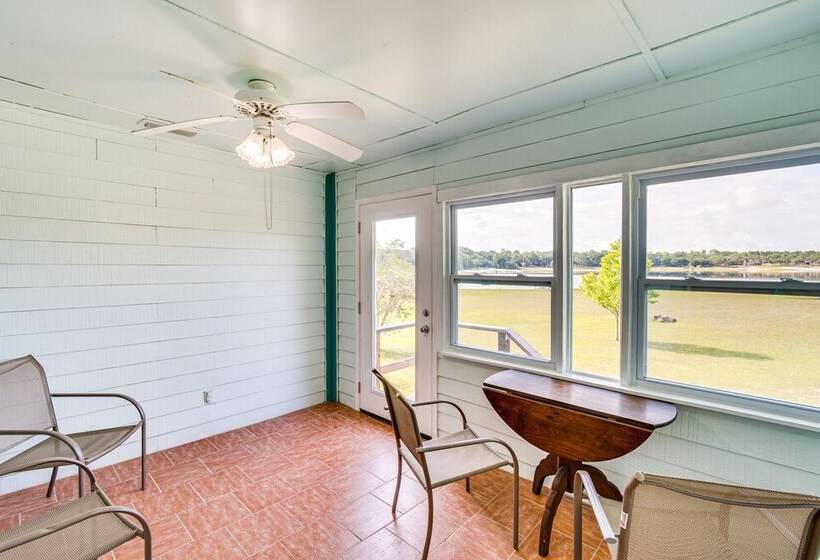 Keystone Heights Vacation Rental: On The Lake!