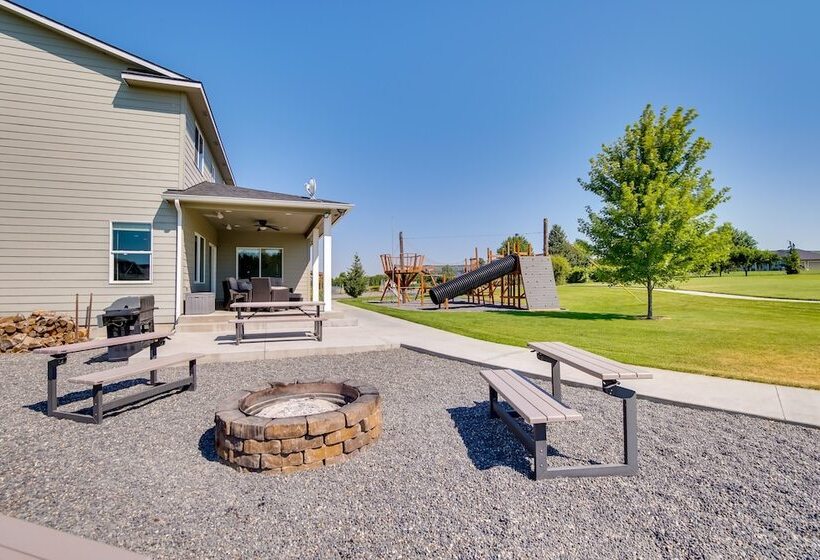 Kid Friendly Pasco Farmhouse W/ Playset, Game Room