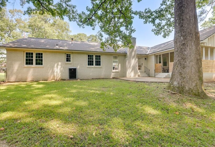 Northport Game Day Getaway: 5 Mi To University!