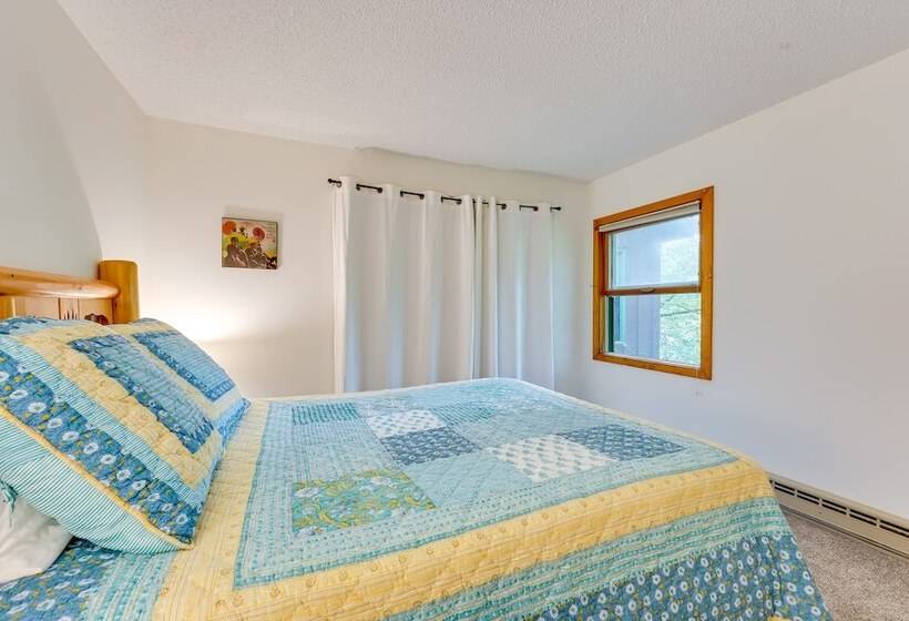 Pet Friendly Queensbury Home W/ Screened Porch