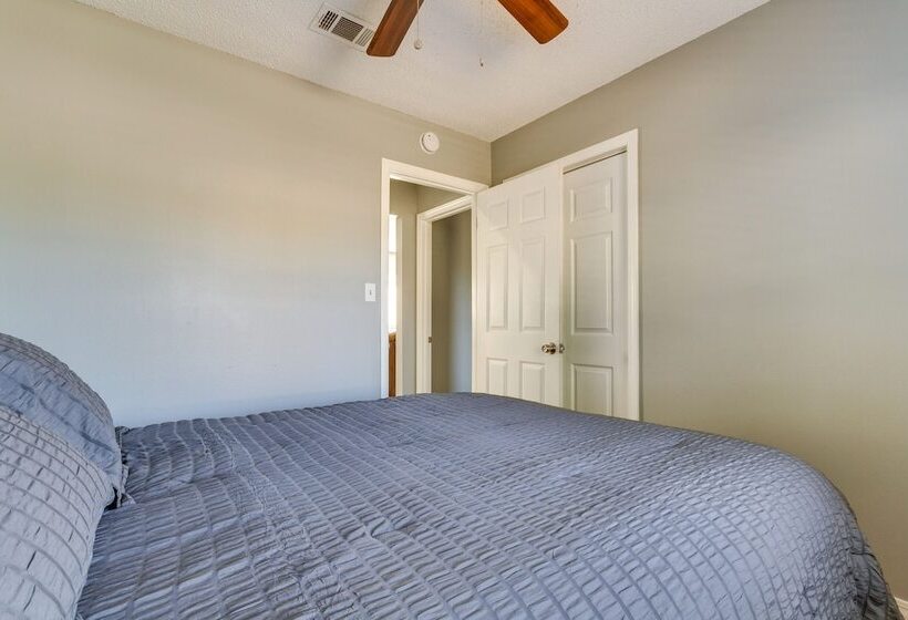 Prime Pensacola Home   Blocks To Boat Ramp!