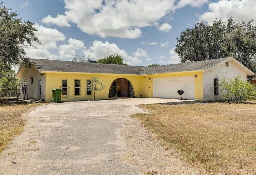 Remote Pet Friendly Harlingen House!