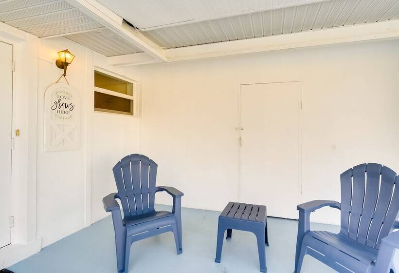 Riverfront Florida Retreat W/ Pool, Patio & Grill!