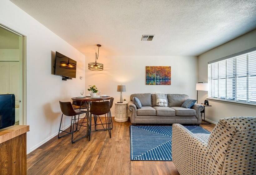 Secluded Broken Bow Escape W/ Fishing Pond & Pier!