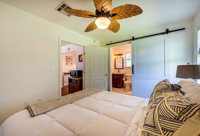 Secluded Broken Bow Escape W/ Fishing Pond & Pier!