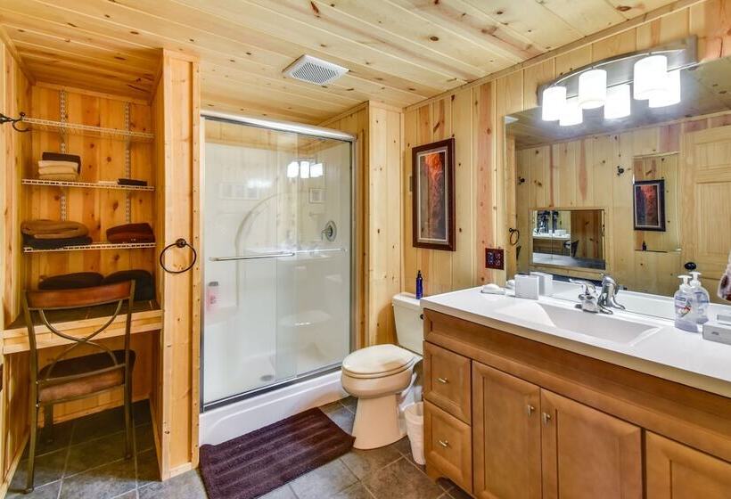 Secluded Nebraska Getaway: 4 Mi To Lake Mcconaughy