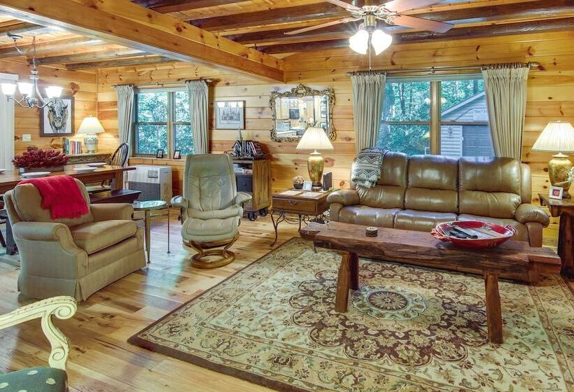 Secluded & Rustic Cabin On South Toe River!