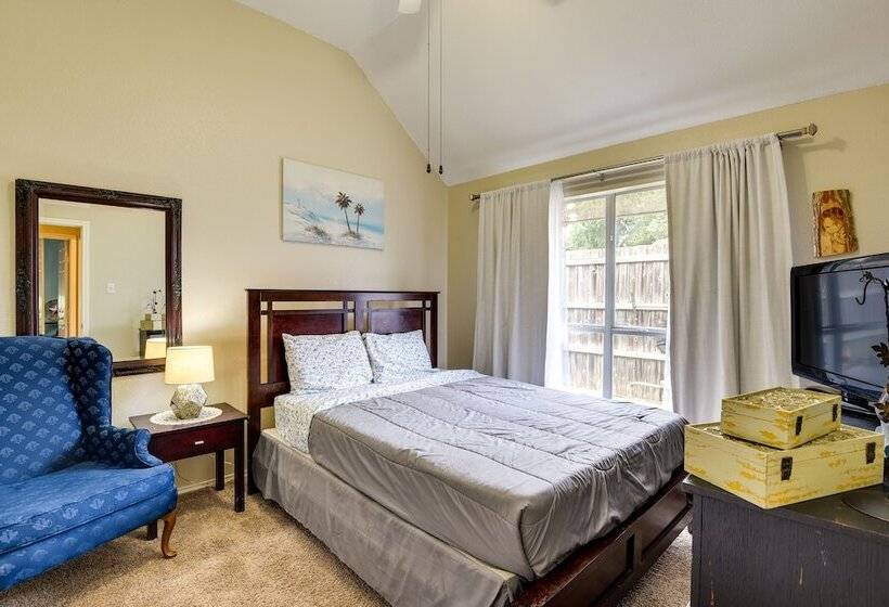 Spacious Flower Mound Home In Central Location!