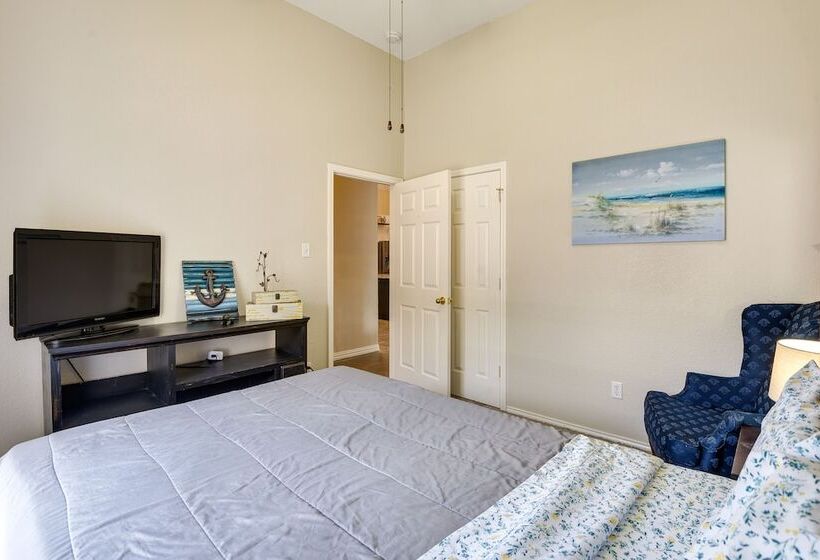 Spacious Flower Mound Home In Central Location!