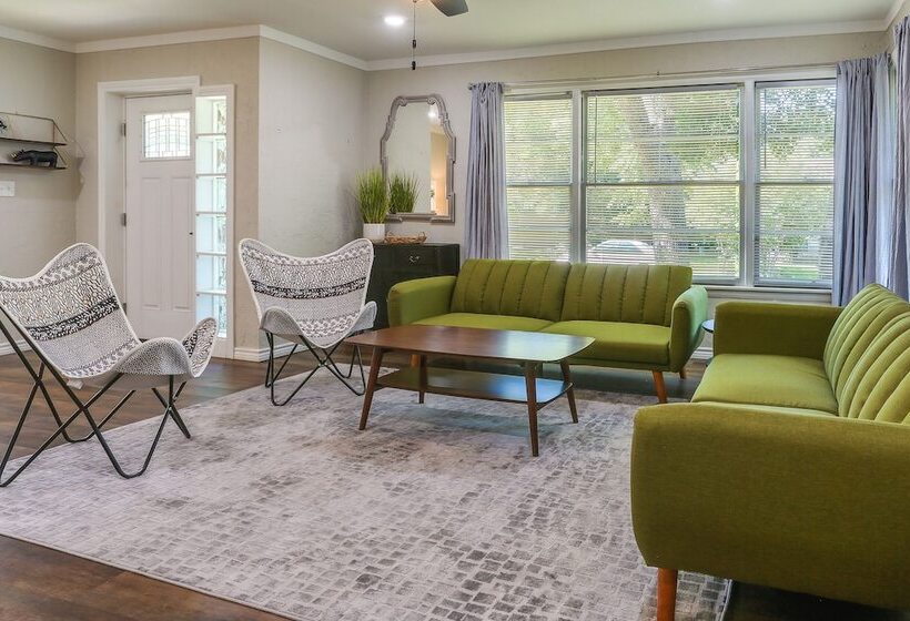 Casino Cottage  Getaway: 4 Mi To Choctaw Casino!