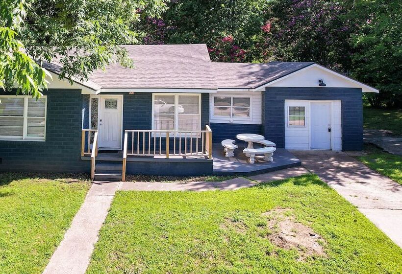 Casino Cottage  Getaway: 4 Mi To Choctaw Casino!